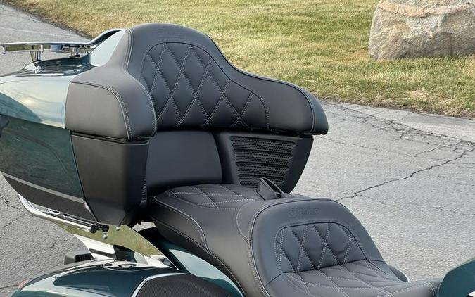 2026 Indian Motorcycle® Pursuit® Limited 112 w/PowerBand Audio Sunset Red Metallic