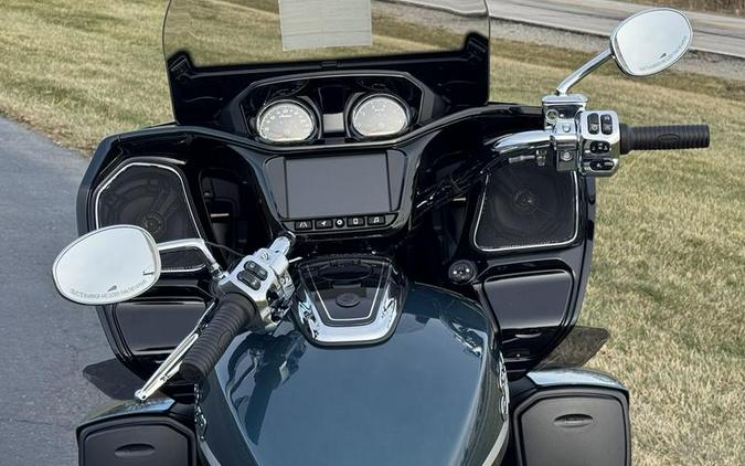 2026 Indian Motorcycle® Pursuit® Limited 112 w/PowerBand Audio Sunset Red Metallic