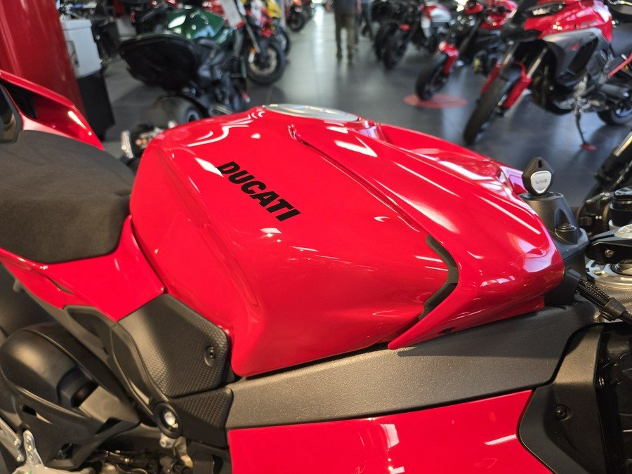 2026 Ducati Panigale V4