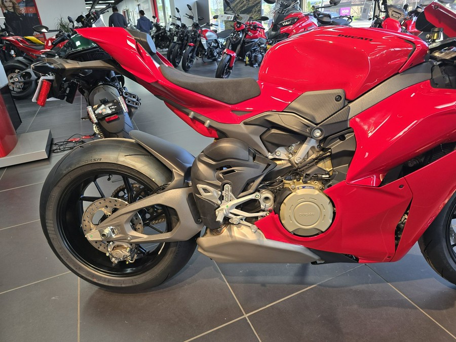 2026 Ducati Panigale V4