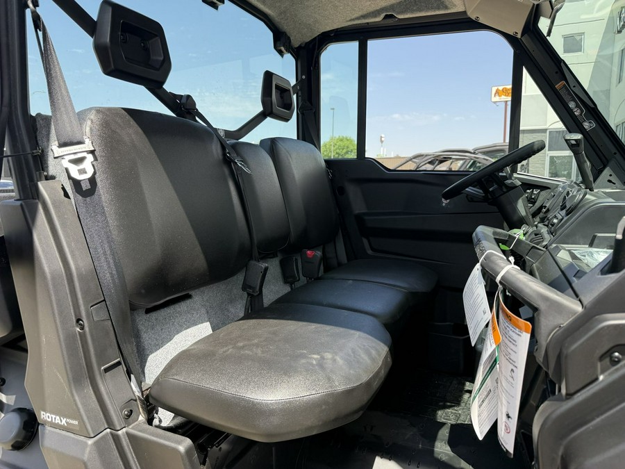 2026 Can-Am Defender DPS CAB