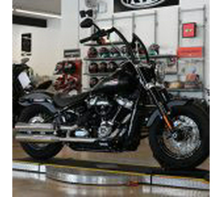 2018 Harley Davidson Softail Slim