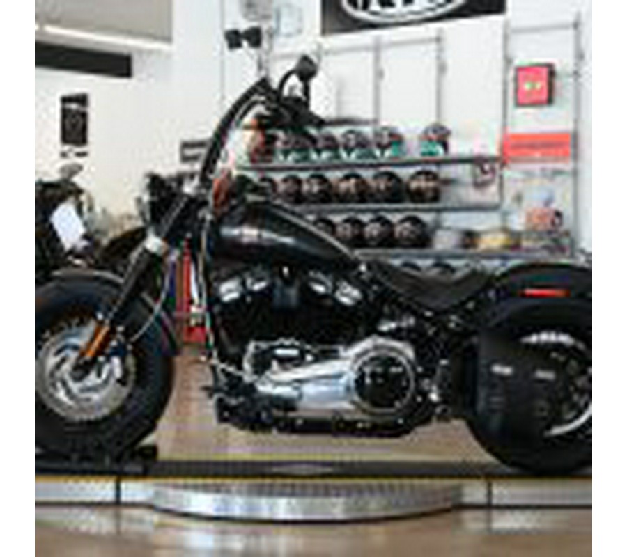 2018 Harley Davidson Softail Slim