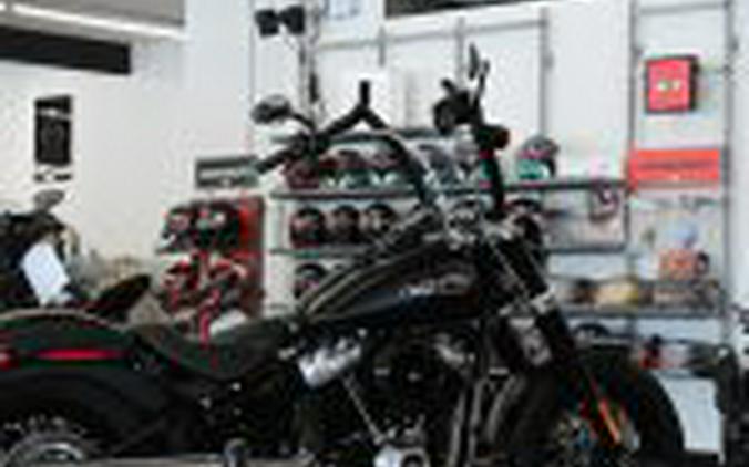 2018 Harley Davidson Softail Slim
