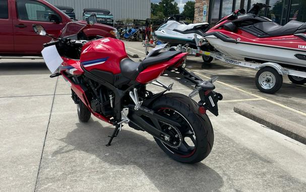 2026 Honda CBR650R E-Clutch