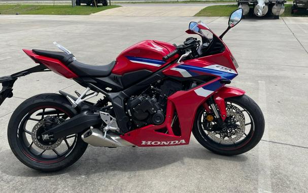 2026 Honda CBR650R E-Clutch
