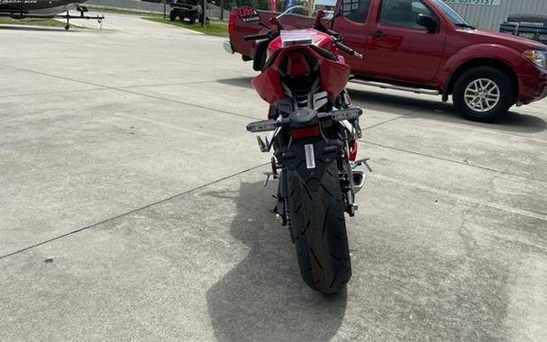 2026 Honda CBR650R E-Clutch