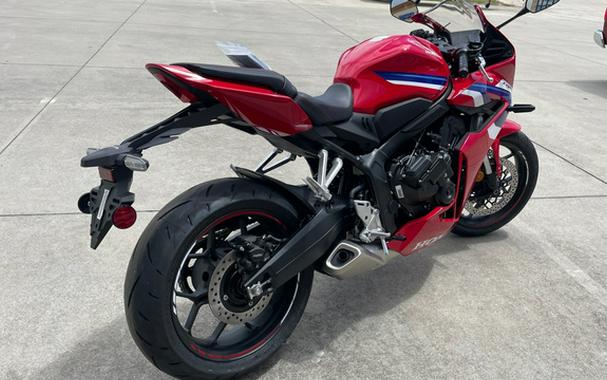 2026 Honda CBR650R E-Clutch