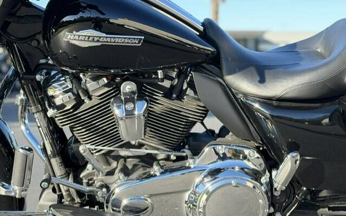 2022 Harley-Davidson Street Glide Vivid Black
