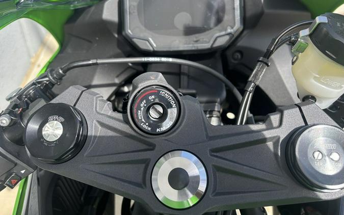 2025 Kawasaki NINJA ZX-6R KRT EDITION ABS