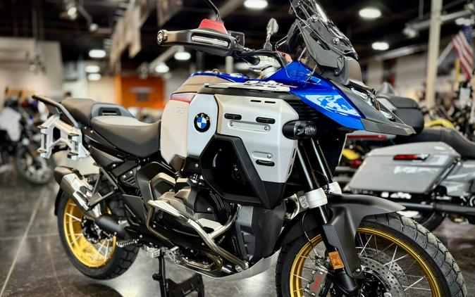 2026 BMW Motorrad R 1300 GS Adventure Racing Blue Metallic
