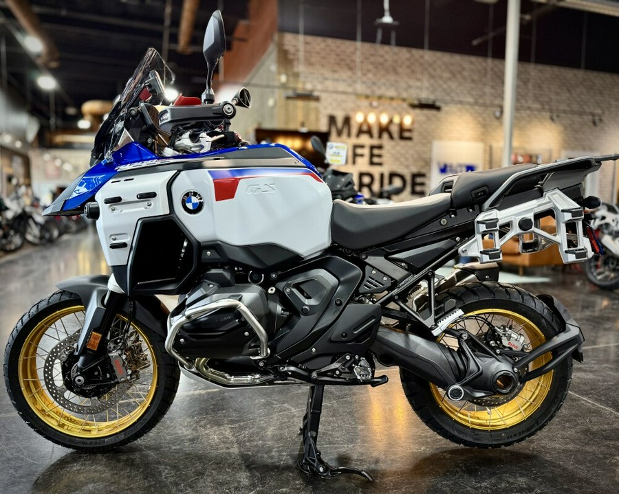 2026 BMW Motorrad R 1300 GS Adventure Racing Blue Metallic