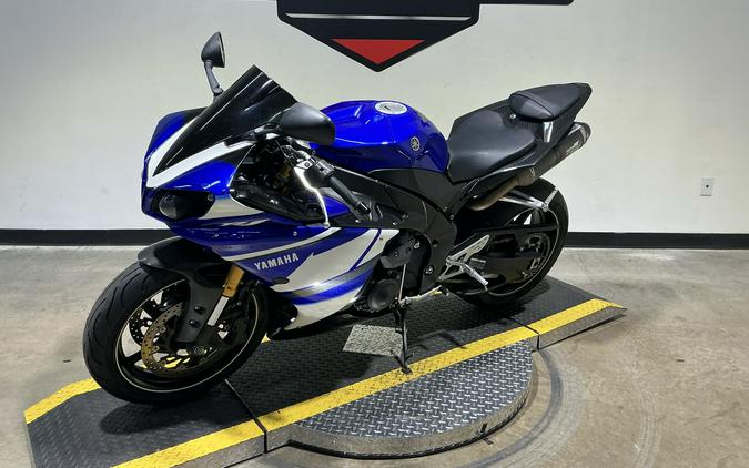 2010 Yamaha YZF-R1