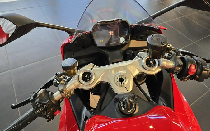 2026 Ducati Panigale V2