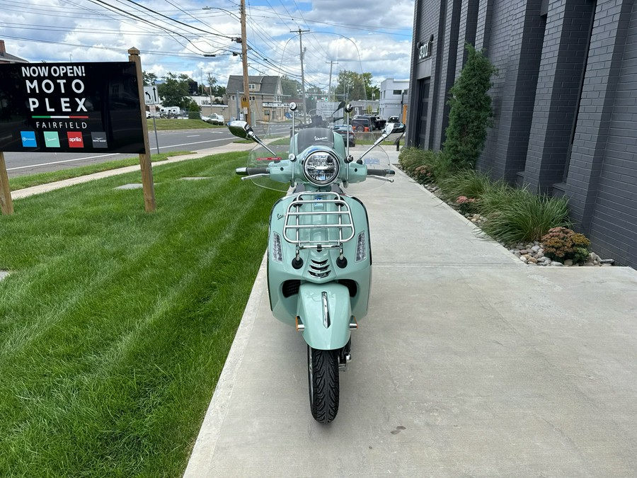 2024 Vespa GTS 300
