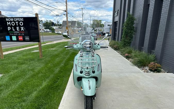 2024 Vespa GTS 300