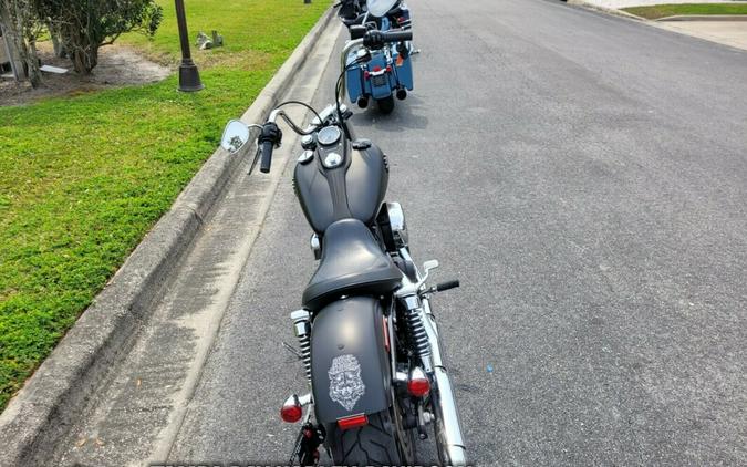 2017 HARLEY-DAVIDSON FXDB103