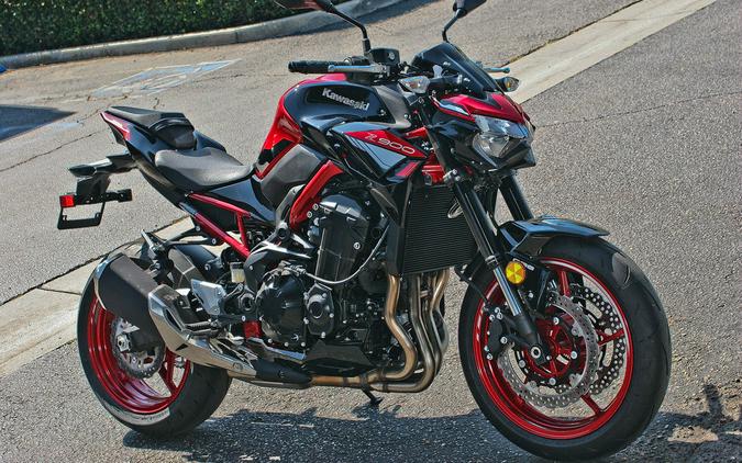 2024 Kawasaki Z900 ABS Candy Persimmon Red/Ebony