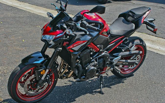 2024 Kawasaki Z900 ABS Candy Persimmon Red/Ebony