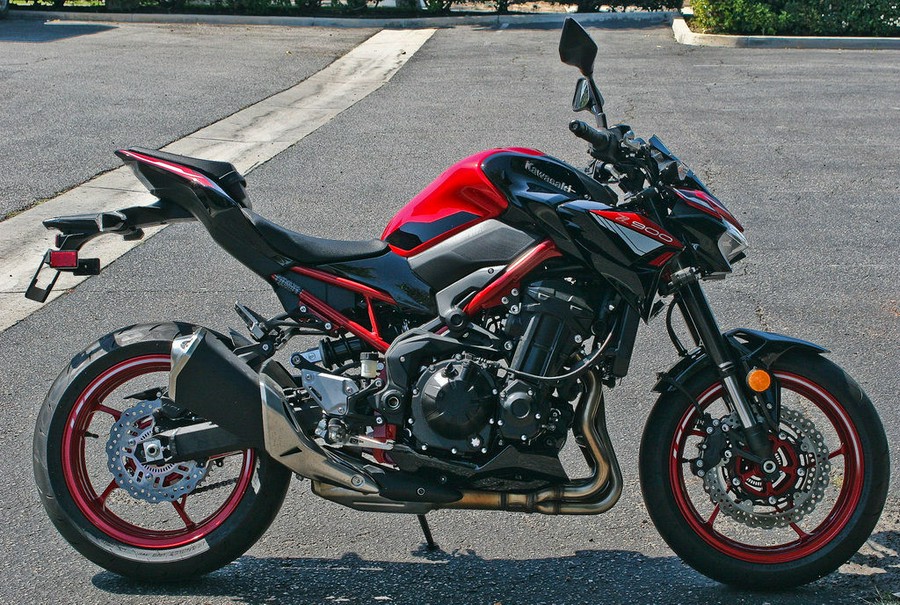 2024 Kawasaki Z900 ABS Candy Persimmon Red/Ebony