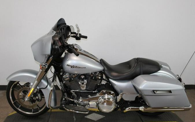 Harley-Davidson Street Glide 2020 FLHX 601429T BARRACUDA SLV