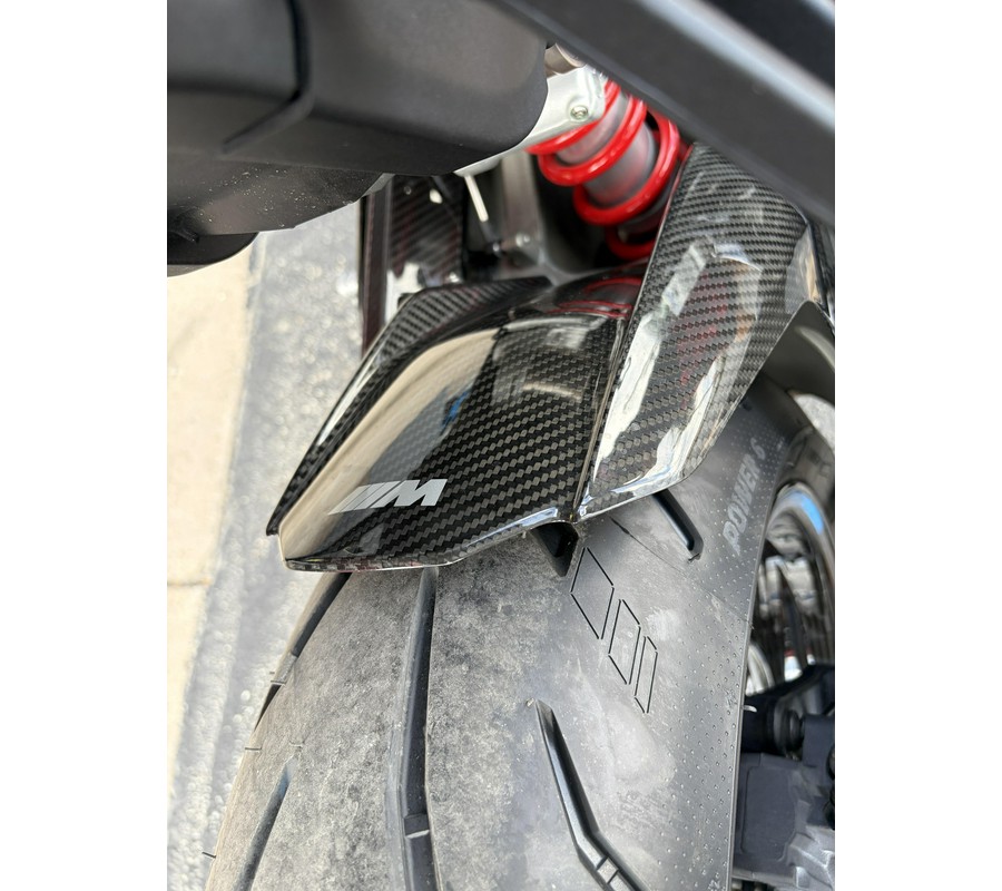 2025 BMW S1000