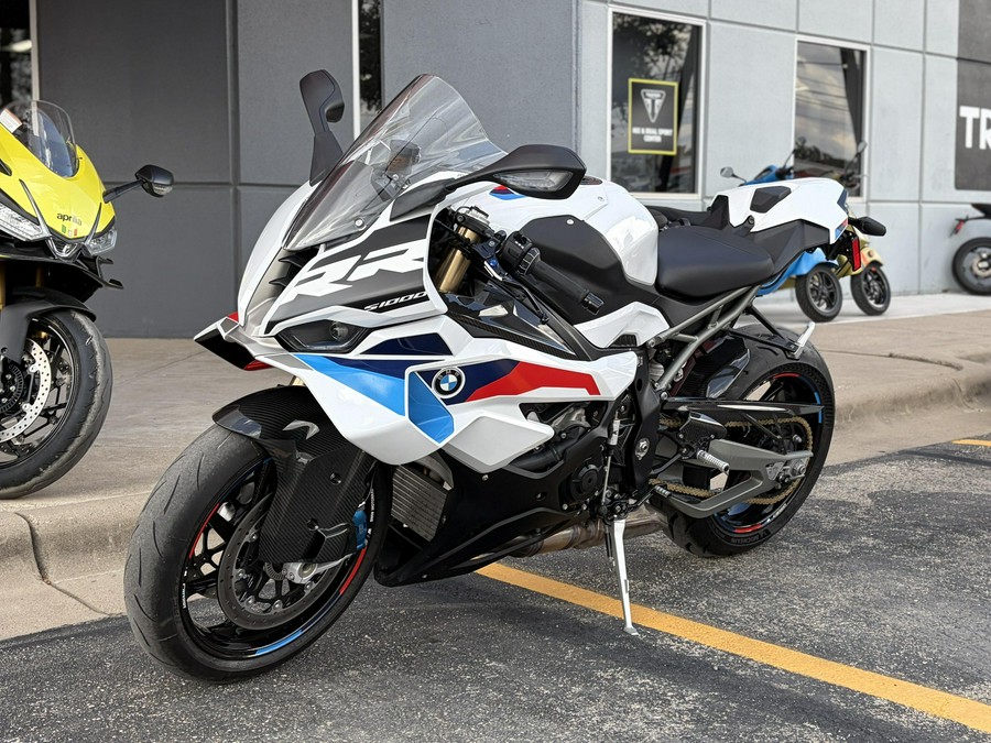 2025 BMW S1000