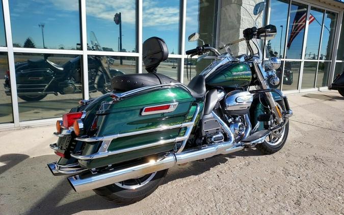 2019 Harley-Davidson Road King Kinetic Green