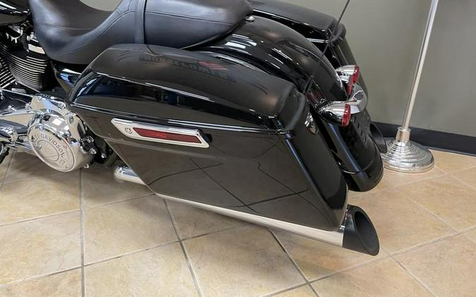 2021 Harley-Davidson® FLHX - Street Glide®