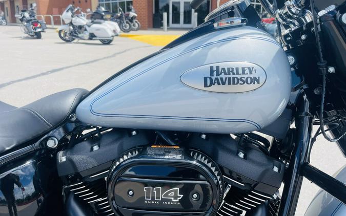 2024 Harley-Davidson Heritage Classic FLHCS