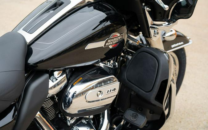 2024 Harley-Davidson® FLHTCUTG - Tri Glide® Ultra