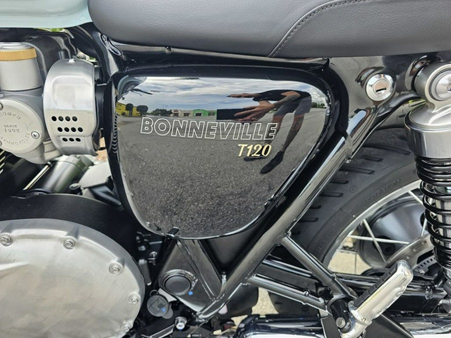 2023 Triumph Bonneville T120 Chrome Edition Meriden Blue