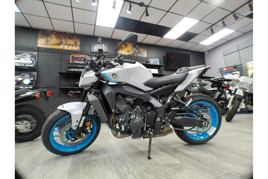 2025 MT 09 - Yamaha