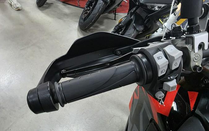 2024 Ducati Hypermotard 698 Mono RVE Graffiti Livery