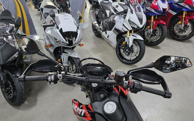 2024 Ducati Hypermotard 698 Mono RVE Graffiti Livery