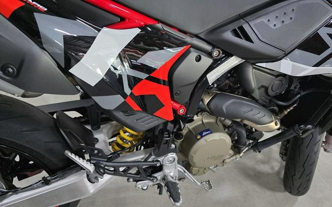 2024 Ducati Hypermotard 698 Mono RVE Graffiti Livery