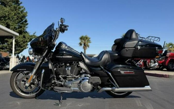 2021 Harley-Davidson Ultra Limited Vivid Black
