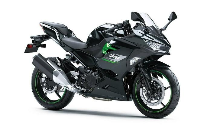 2023 Kawasaki Ninja 400 Base