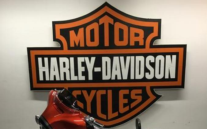 2018 Harley-Davidson® FLHXSE - CVO™ Street Glide®