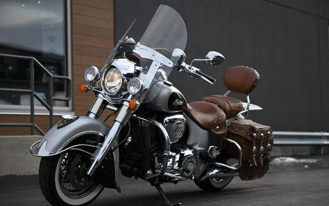 2016 Indian Motorcycle® Chief® Vintage Star Silver and Thunder Black