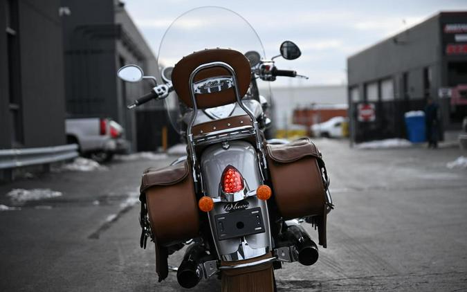 2016 Indian Motorcycle® Chief® Vintage Star Silver and Thunder Black