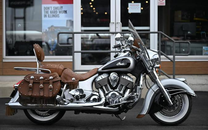 2016 Indian Motorcycle® Chief® Vintage Star Silver and Thunder Black