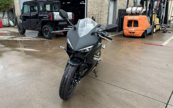 2026 Honda CBR650R E-Clutch