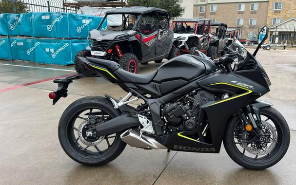 2026 Honda CBR650R E-Clutch