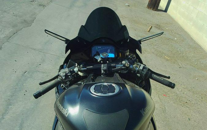 2025 Kawasaki Ninja ZX-10R KRT Edition