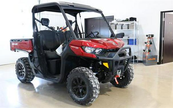 2024 Can-Am Defender XT HD9