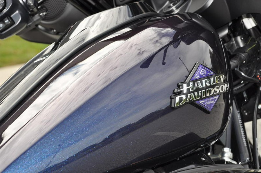 2025 Harley-Davidson® FLHX - Street Glide®