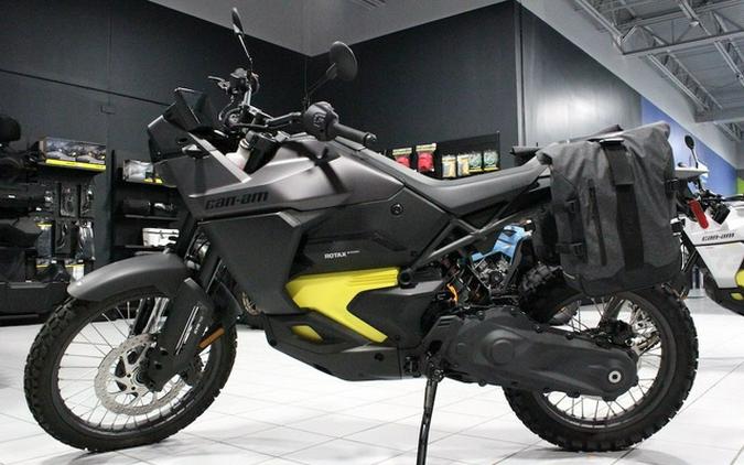 2025 Can-Am Origin Carbon Black