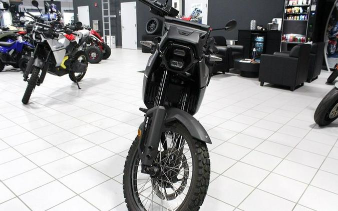2025 Can-Am Origin Carbon Black