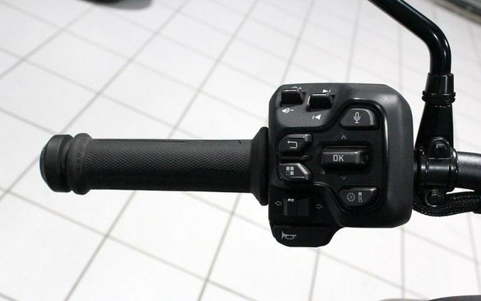 2025 Can-Am Origin Carbon Black